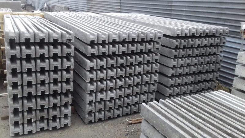 Стовп на 3 плити